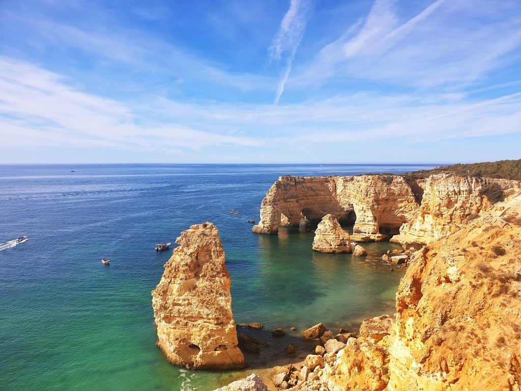 Lisbon & Algarve Road Trip Itinerary – 8 Amazing Days in Portugal